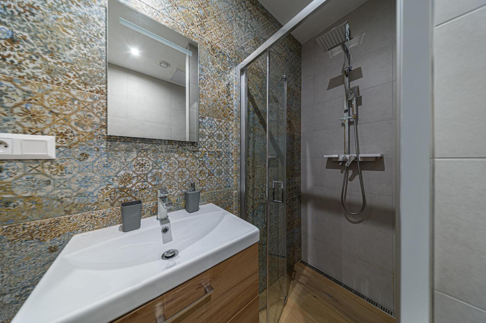 Spišská Nová Ves Tower Apartments Orchid & Amber מראה חיצוני תמונה